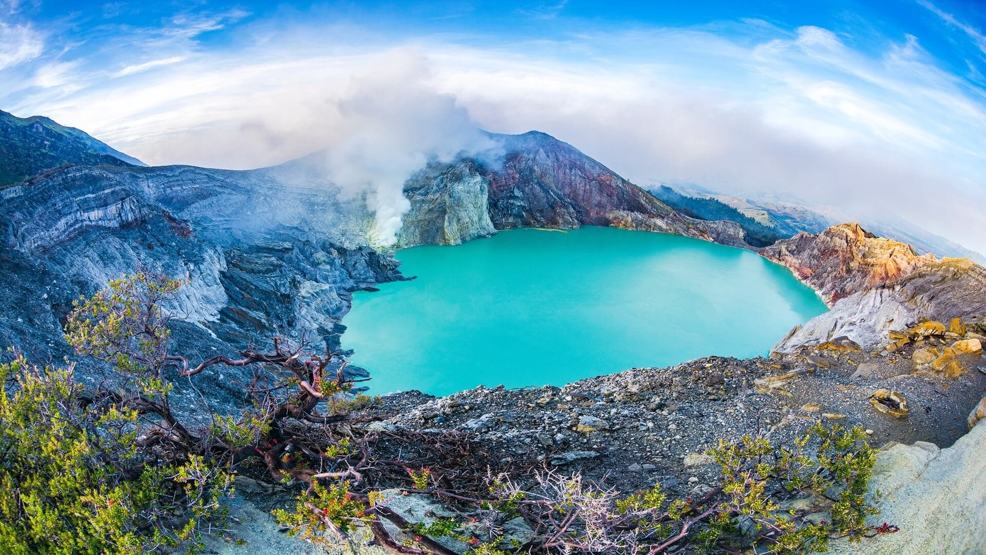 Ijen Crater: A Stunning Natural Wonder in East Java