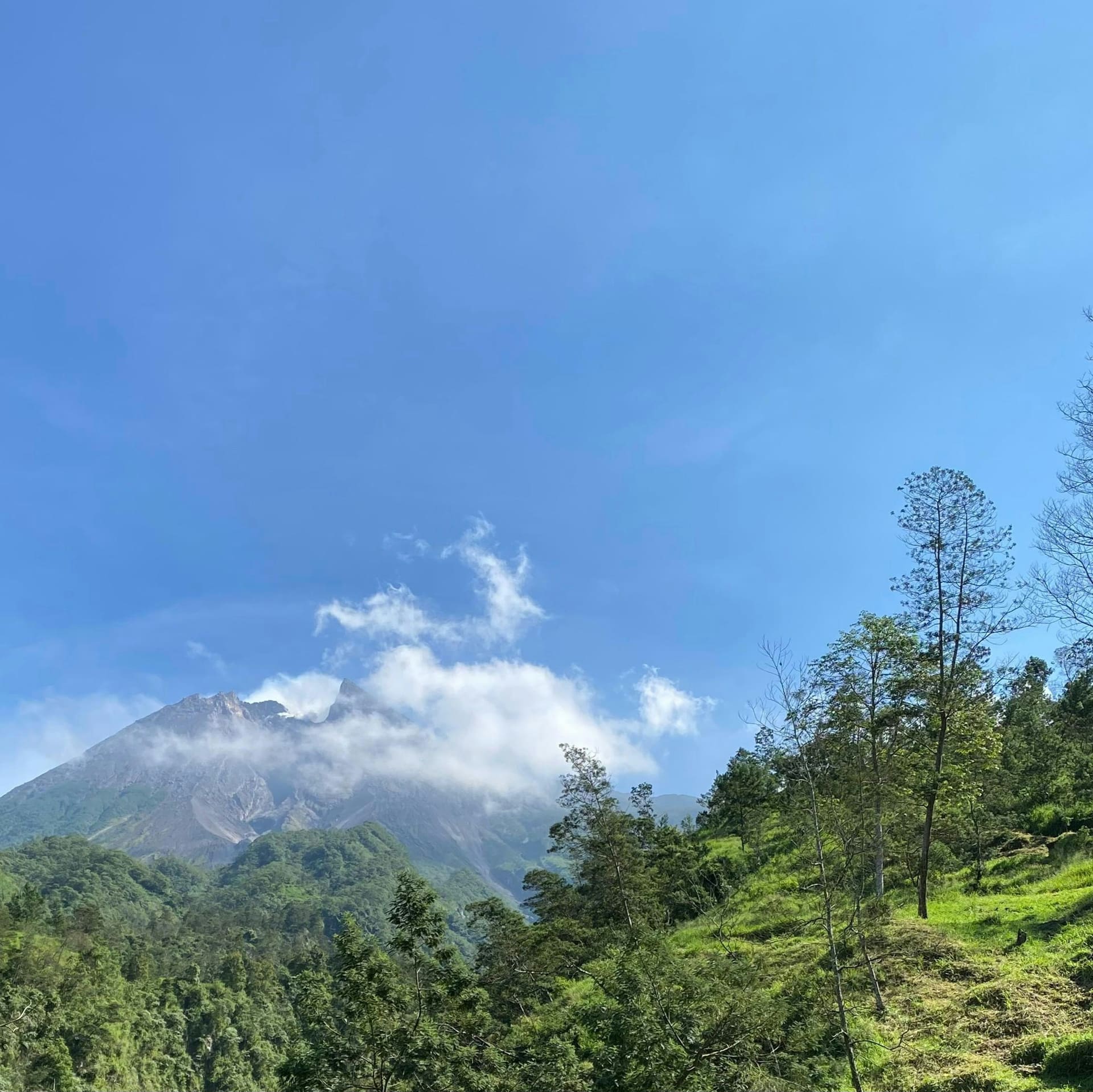 Couple trip: Borobudur, Prambanan & Merapi - Yogyakarta 3 Days — photo 2